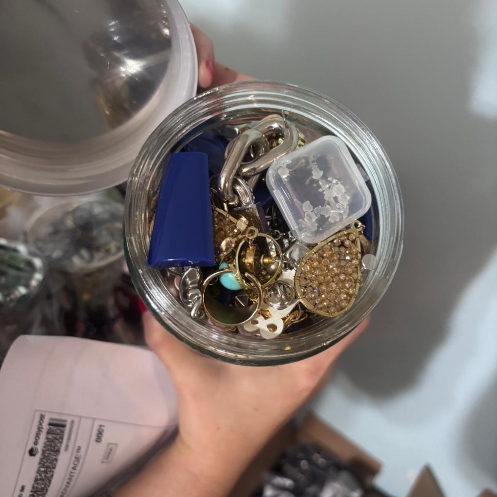 Craft Jar #11 Jewelry Pieces Crafts/Repair | About 60+ Pieces - Picture 8 of 8
